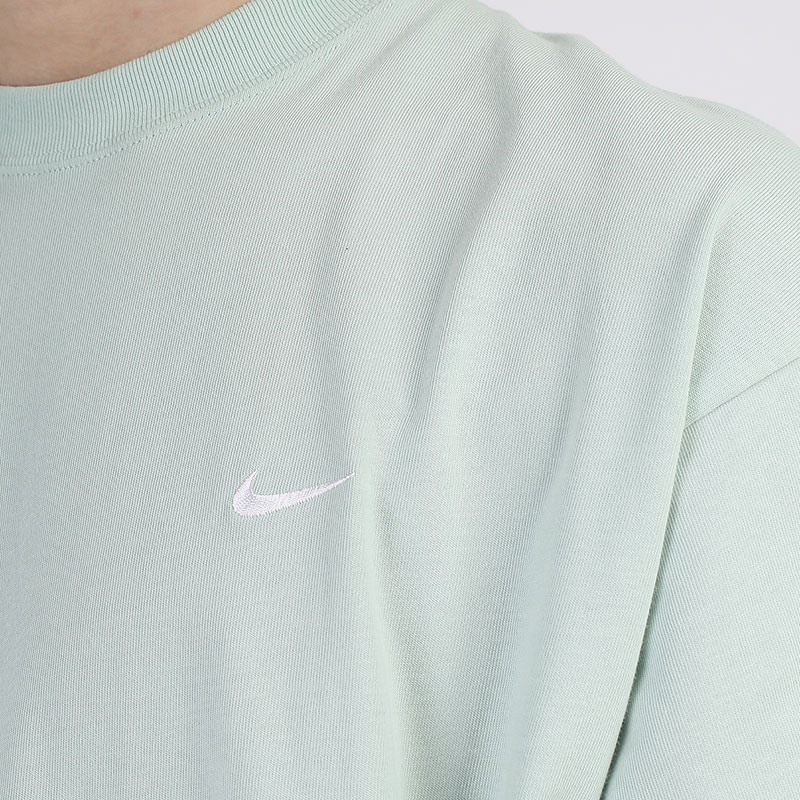 мужская зеленая футболка Nike Nikelab NRG Tee CV0559-321 - цена, описание, фото 3